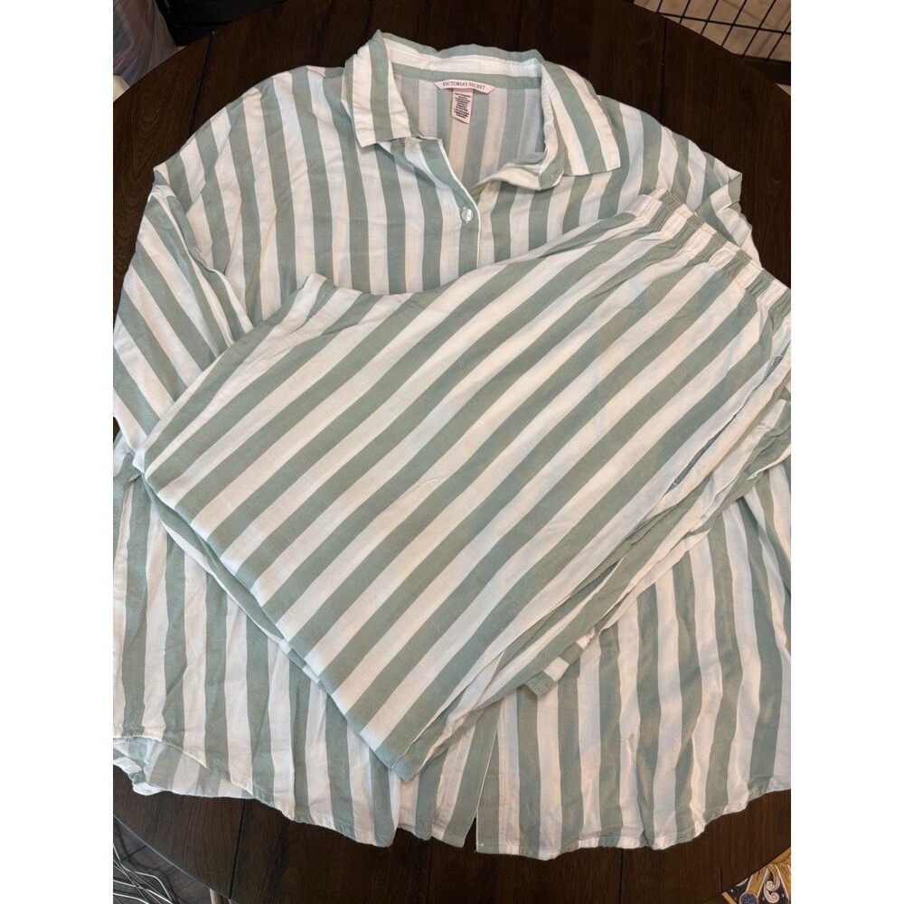 Victoria's Secret Plaid PJ Pajama Set Size Large Grey/White Drawstring Button up